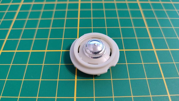 Jante arrière seule pièce détachée miniature 1/18 Citroën traction 15cv 1952 Maisto #B36