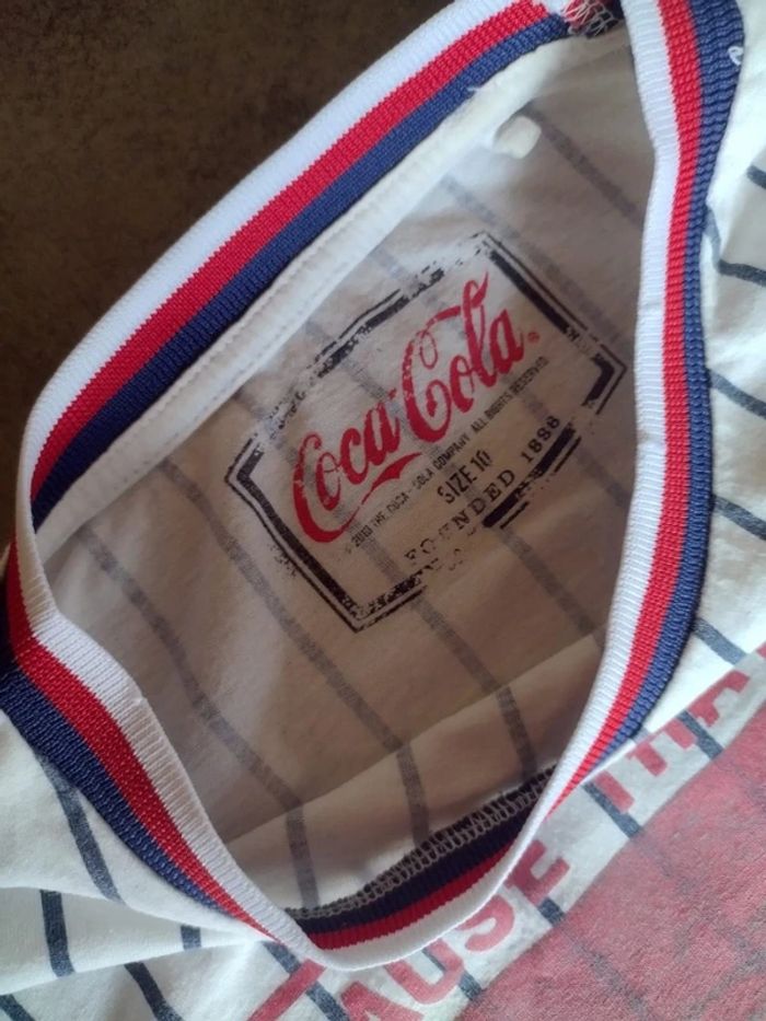 T-Shirt coca cola 12 ans - photo numéro 7