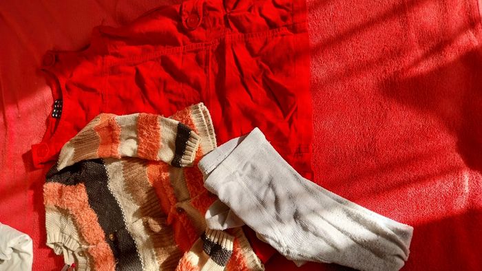 1 lot 10 vêtements fille hiver 5 ans - photo numéro 4