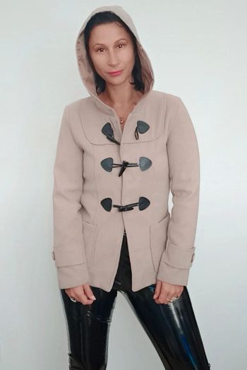 Manteau à capuche beige chaud taille 38