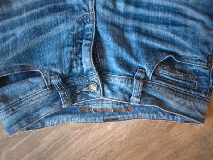 🌸Jean bleu taille basse bonobo a 3€🌸 - photo numéro 4