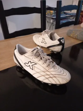 Chaussures de foot 35