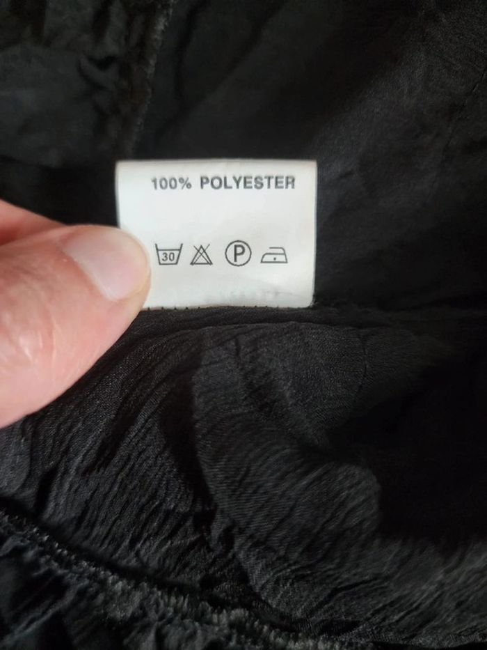 🌸Top péplum noir a volants Taille 38🌸 - photo numéro 7