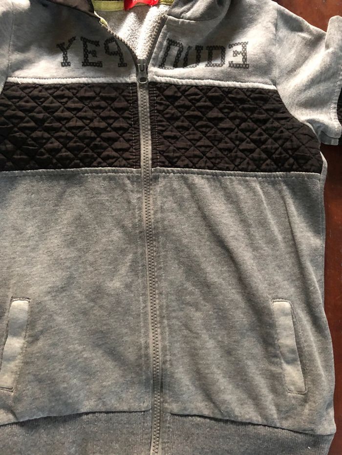 Gilet à capuche 10 ans - photo numéro 3