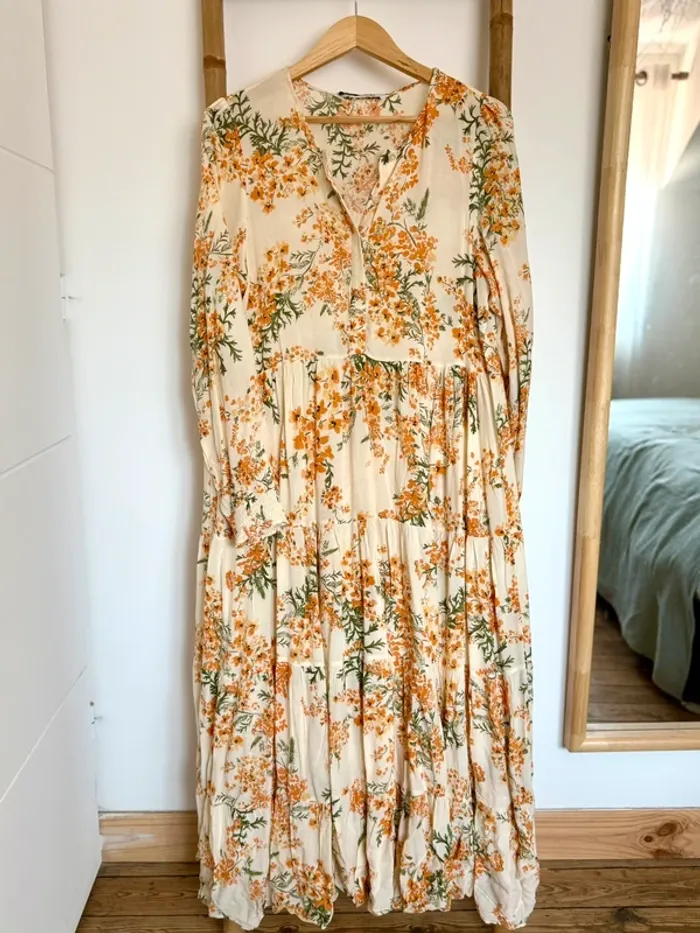 Robe fleurie Zara - photo numéro 3