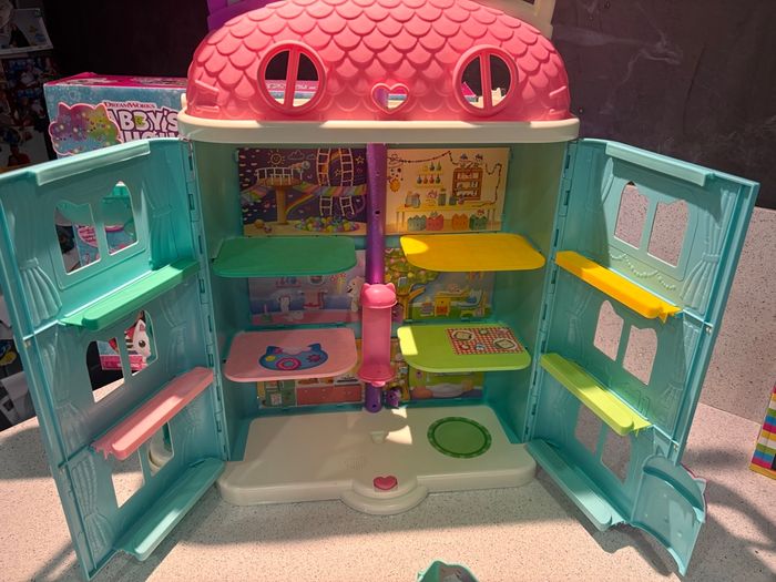 Maison Gabby chat + accessoires - photo numéro 9