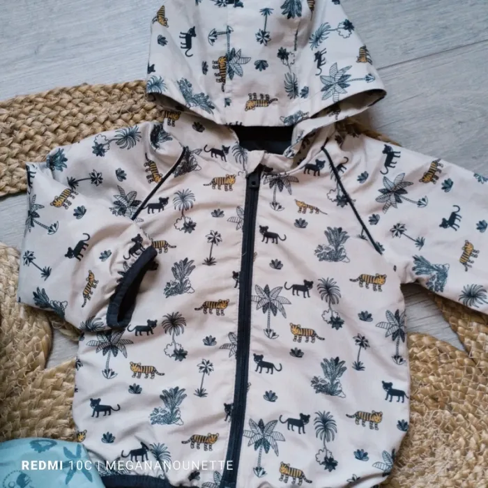 🌿 Lot x2 Vestes Coupe-Vent à Capuche – Kiabi – Taille 12 Mois / 74 cm – Parfait État - photo numéro 5