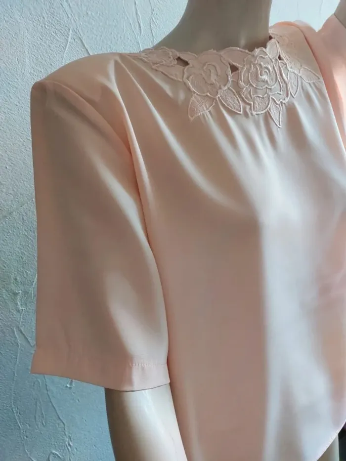 Blouse élégante avec dentelle Taille 48 - photo numéro 4