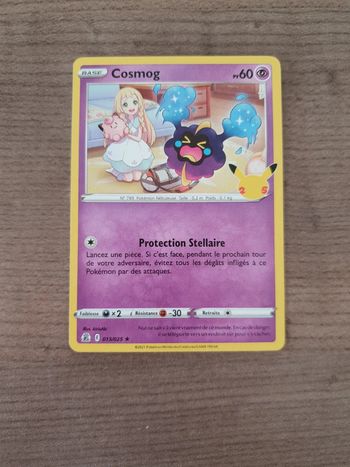 Carte Pokémon Cosmog 013/25 Célébrations 25 ans