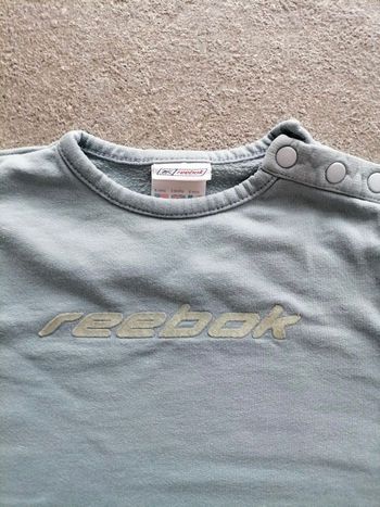 Pull Reebok 6 mois