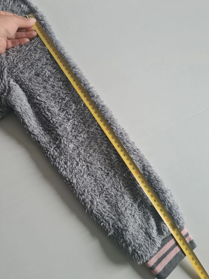 Pull de pyjama en pilou pilou tout doux noté L mais taille petit voir mesures en photos - photo numéro 9