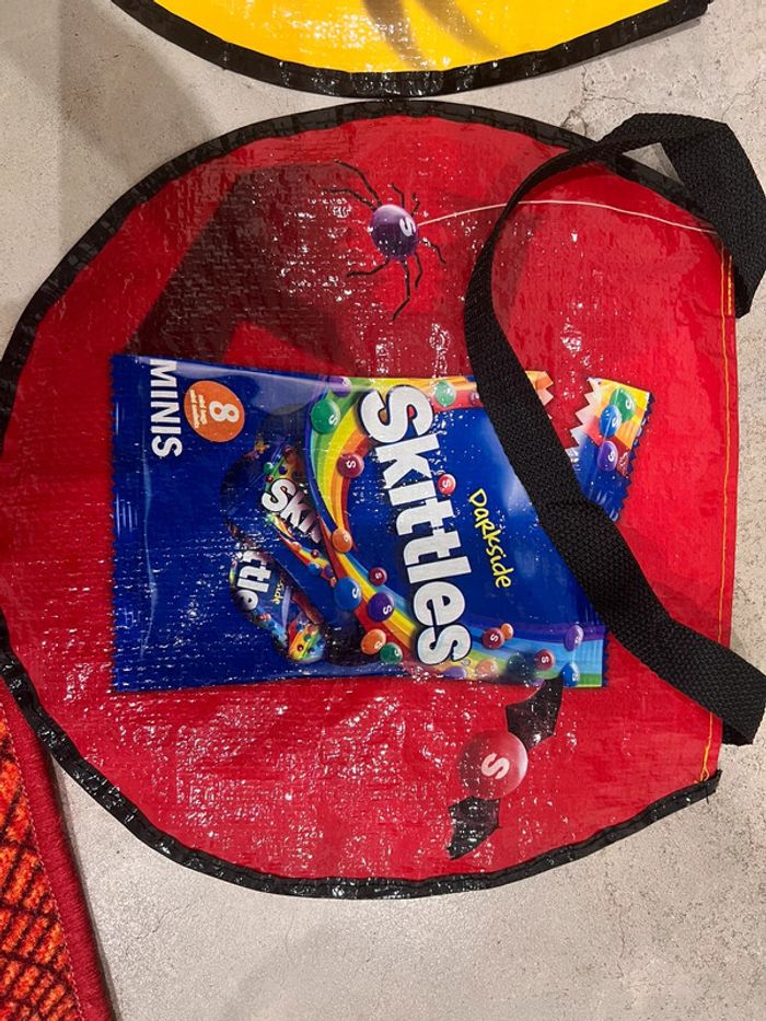 2 Sacs publicitaire Halloween M&M’s skittles neufs - photo numéro 3