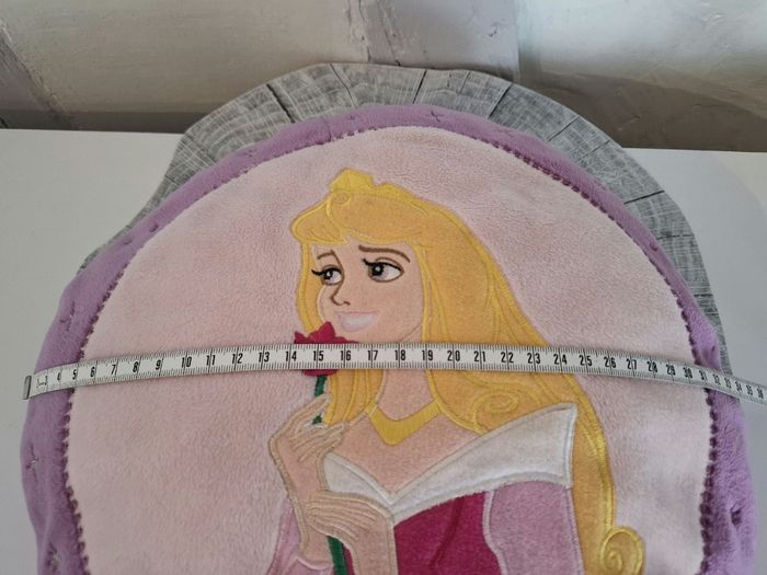 Coussin peluche princesse - photo numéro 4