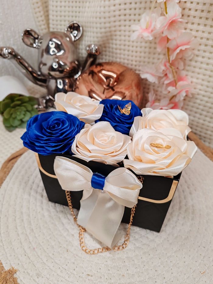 Box fleurale avec Rose - photo numéro 9
