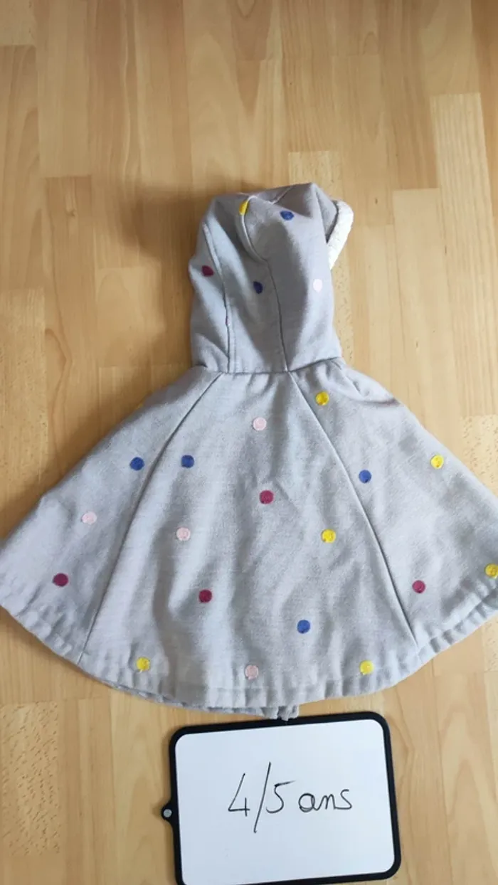 manteau cape taille 5 ans - photo numéro 6