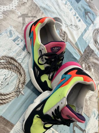 Basket adidas 38.5