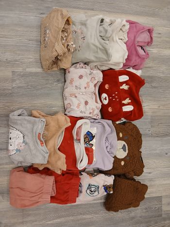 Lots de pyjama 24 mois