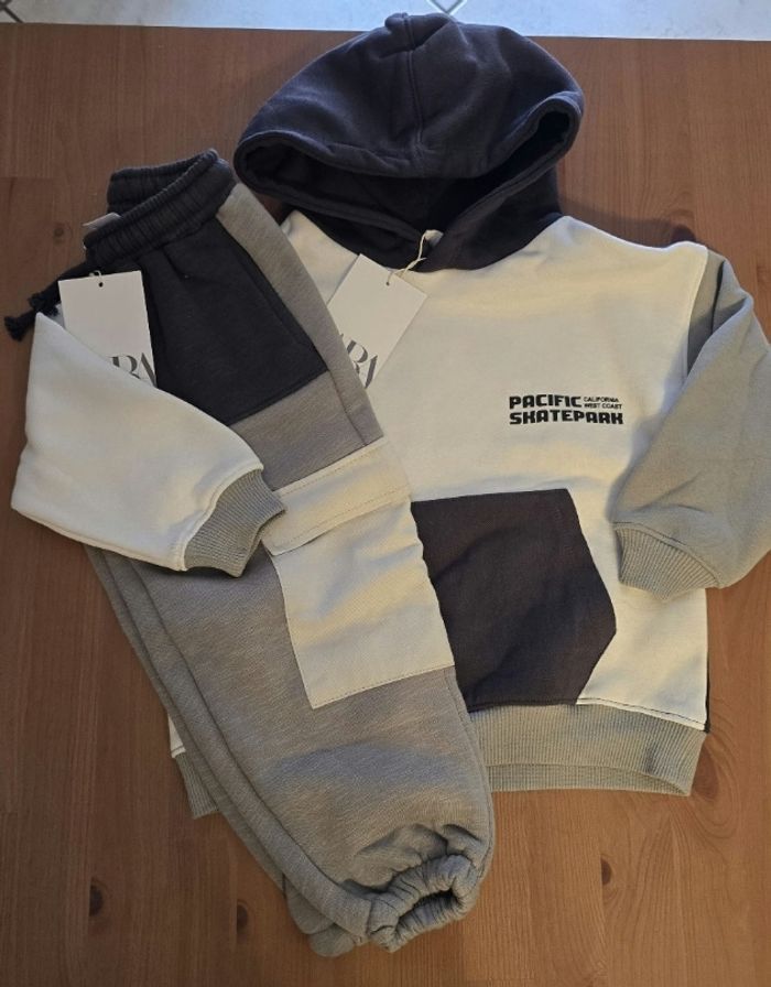 NEUFS (non portés)🏷🏷🥰💙🤩 sublime  ensemble molleton  et molletonnés  3 ans garçon 💙🥰😍(ferme)