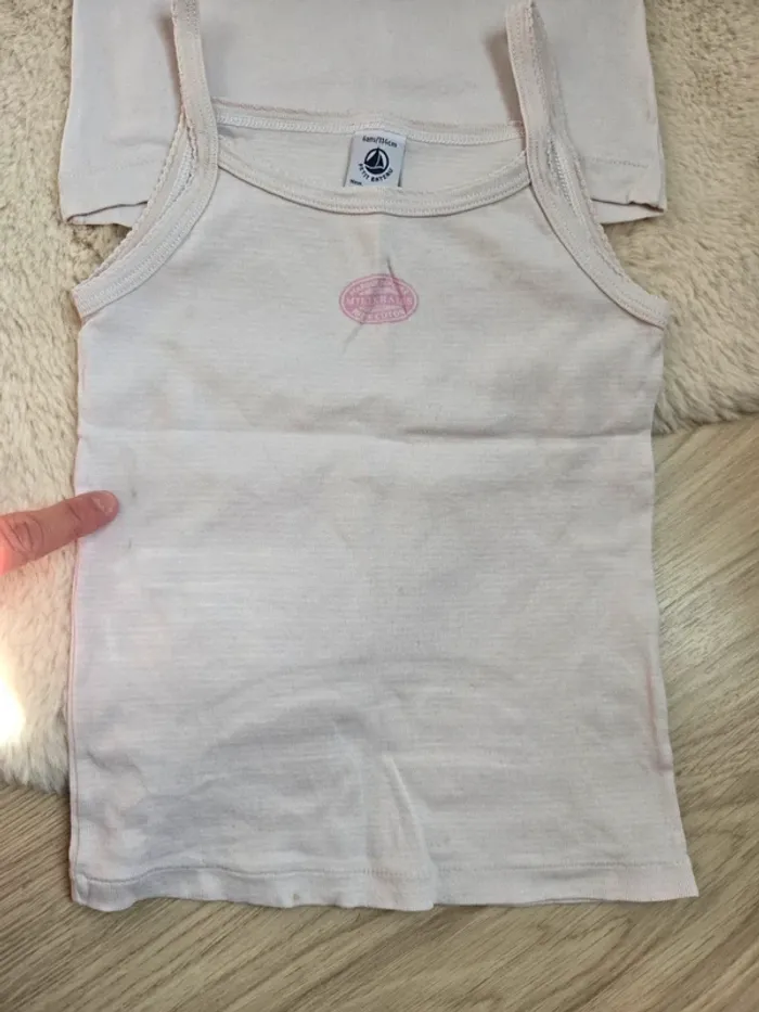 Lot de 11 maillots de corps 5/6 ans - photo numéro 7