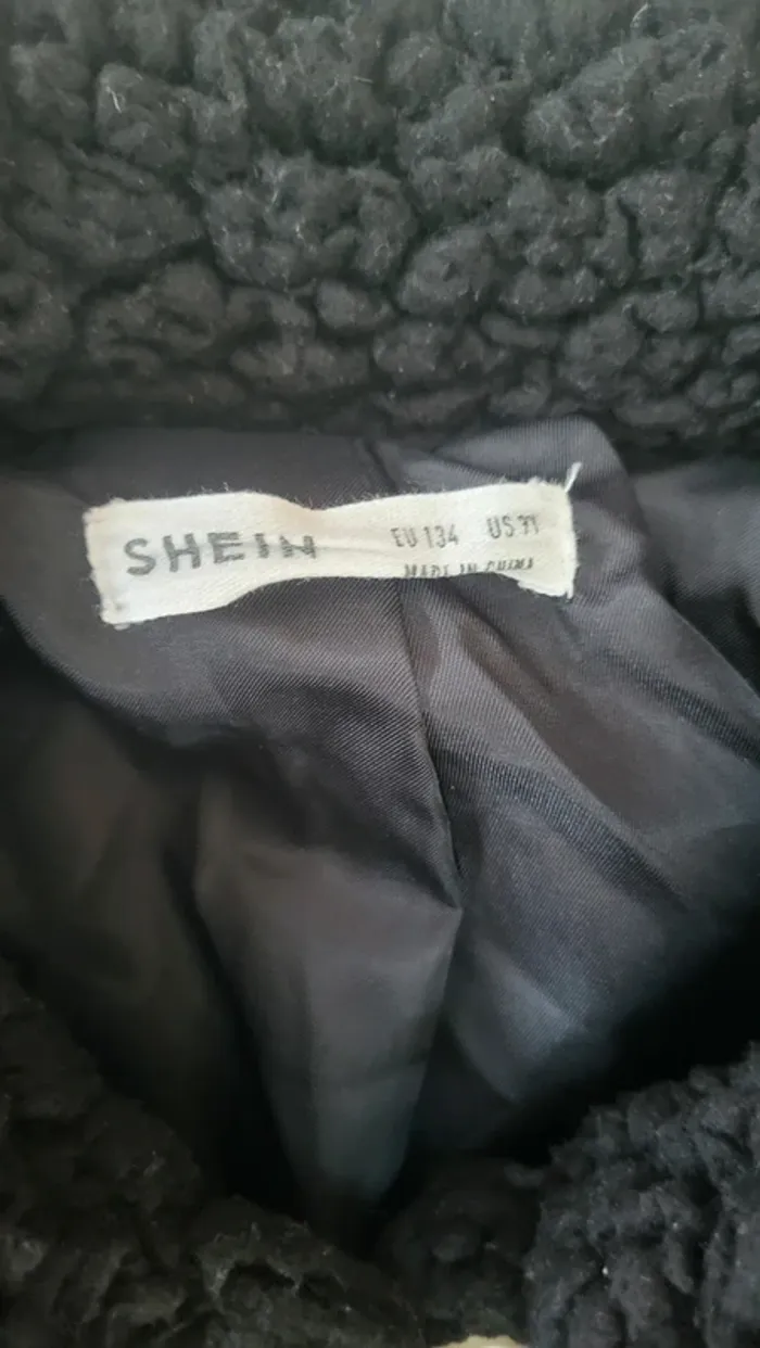 Veste épaisse courte noire 9 ans - photo numéro 4