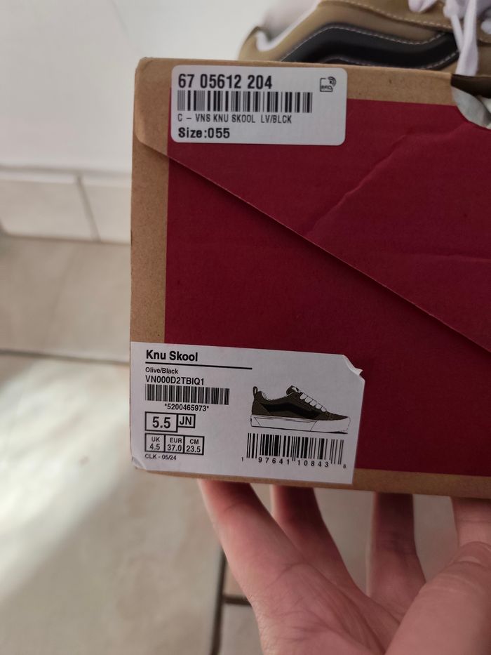 Vans. - photo numéro 3