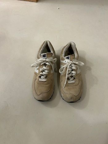 New Balance 576 femme – EU 38 (US 7.5) – beige daim – bon état – vintage