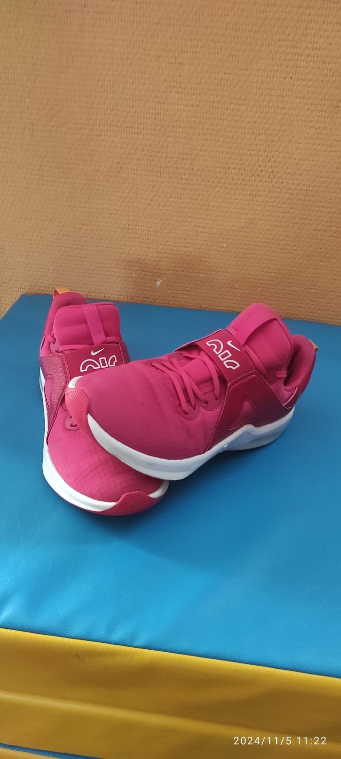 Basket Nike air max pointure 39 - photo numéro 2