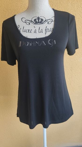 Tee shirt noir avec strass taille 40