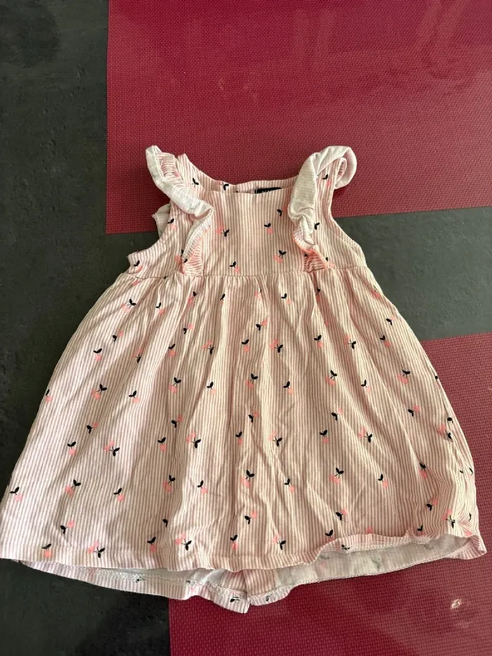 Robe 6 mois
