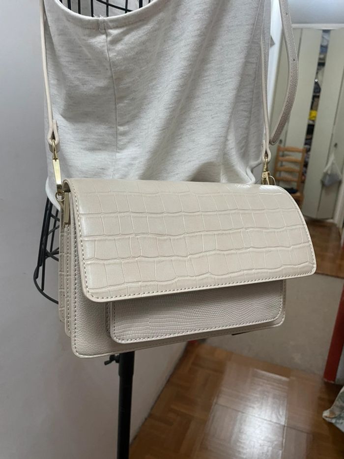 Valeur neuve 75€ sac à bandoulière galerie lafayette effet croco - photo numéro 20