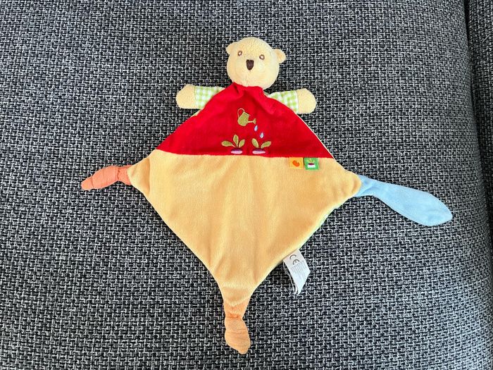 Doudou Winnie jardin