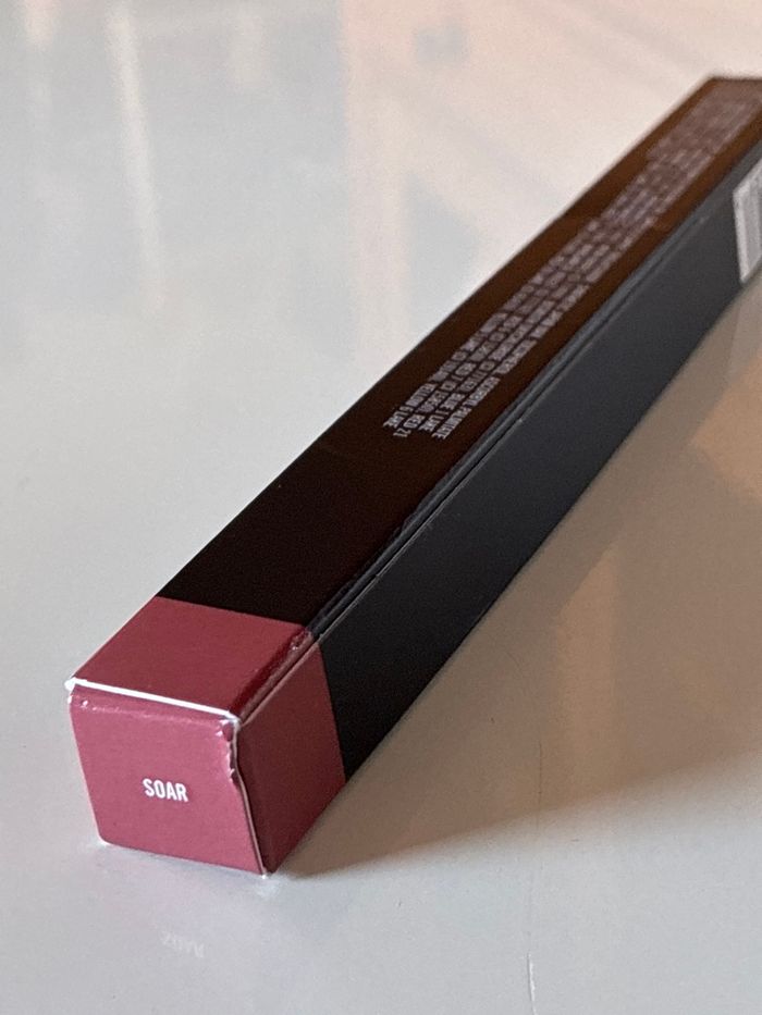 Crayon à lèvres MAC couleur Soar - photo numéro 2