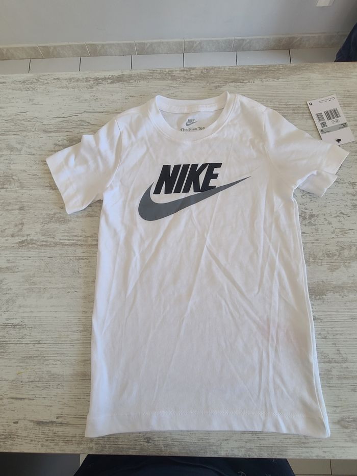 Tee-shirt
