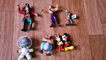 Figurines