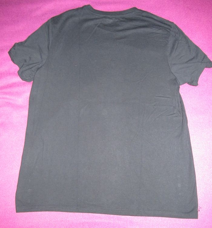 tshirt bleu marine taille M Kiabi - photo numéro 5