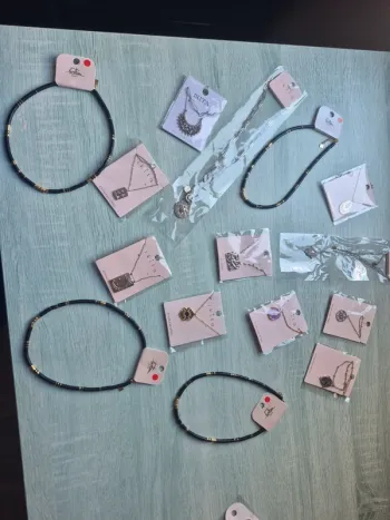 Lot collier ikita et bohm