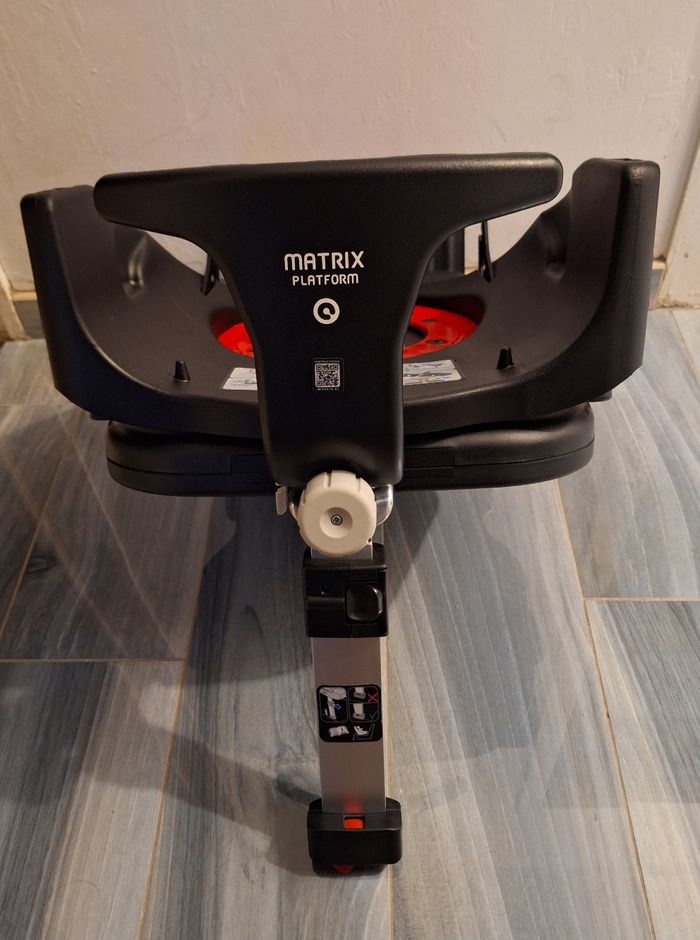 Base isofix tournante - photo numéro 2