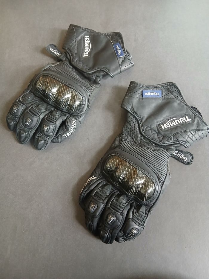 Gants moto Triumph