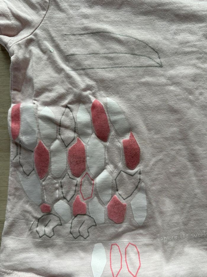 T-shirt taille 6 ans - photo numéro 2