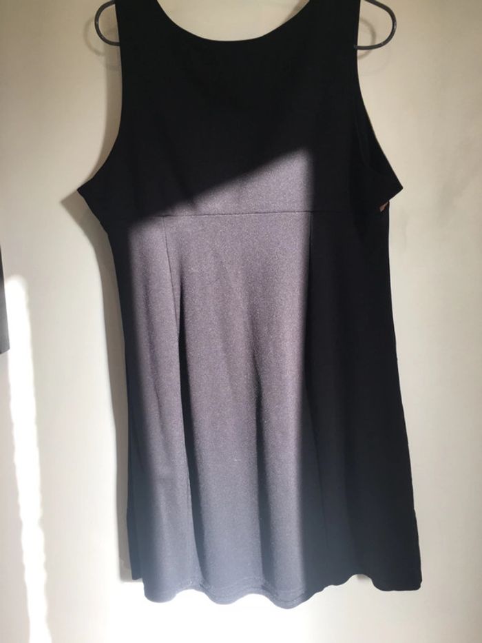 Robe noir - photo numéro 3