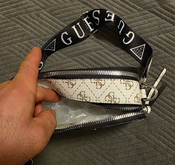 Sac à bandoulière Femmes Guess - photo numéro 7