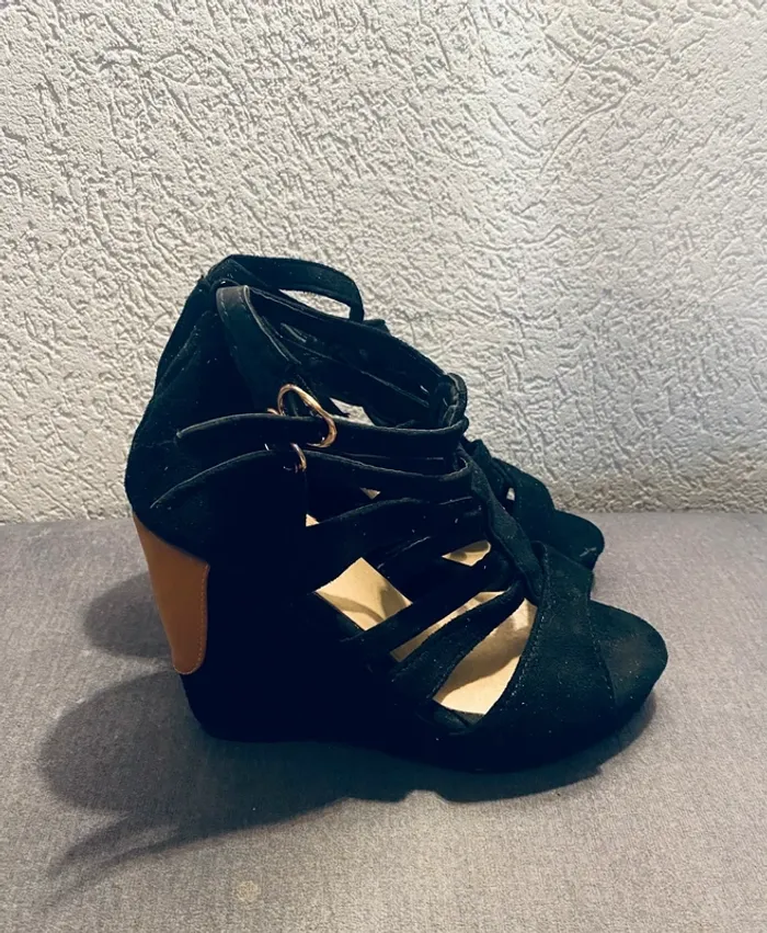Talon compensé noir et marron SHEIN - photo numéro 2