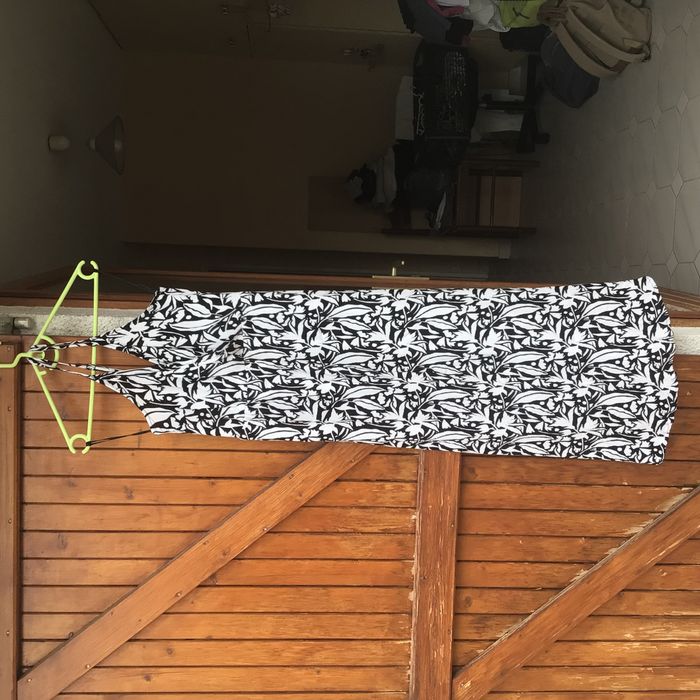 Robe longue à bretelles croisees