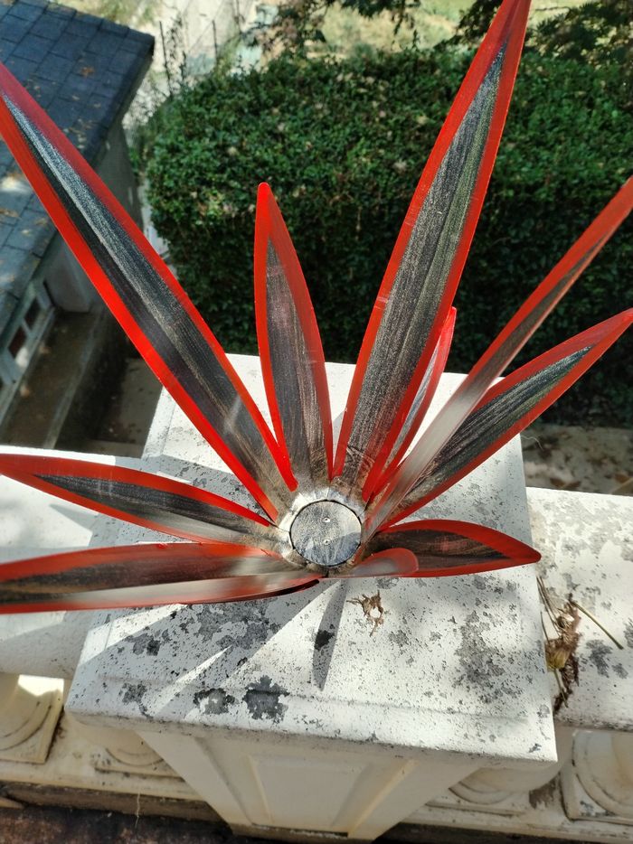 Plante métal - photo numéro 4