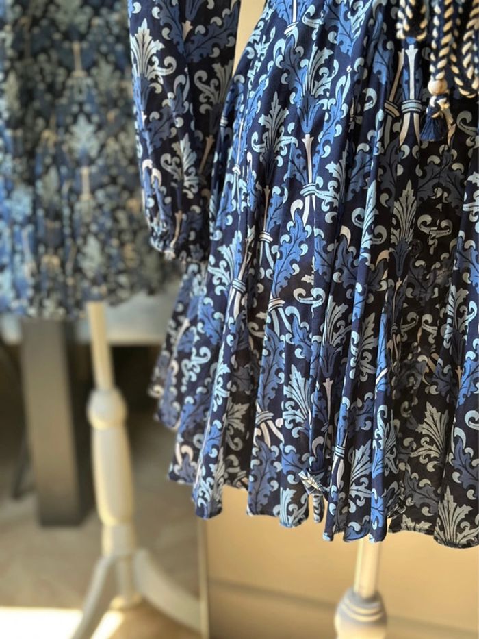 Robe fluide imprimé baroque bleu Zara taille XS Neuf - photo numéro 6