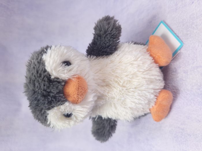 Peluche Jellycat neuve et tout douce Peanut Penguin - photo numéro 2