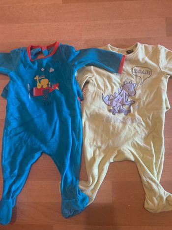 2 pyjamas 12 mois