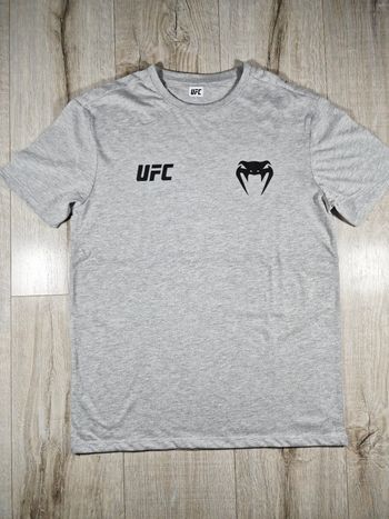 T-shirt gris ufc taille S 