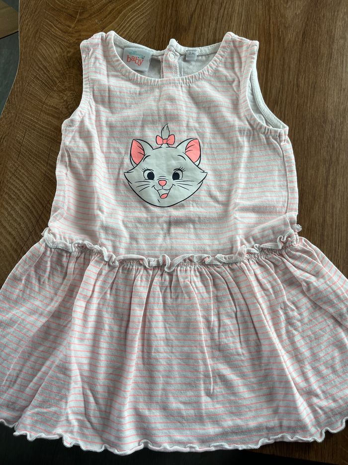 Robe Marie Les Aristochats Disney