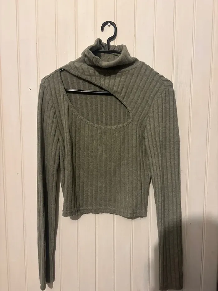 Pull col ouvert vert